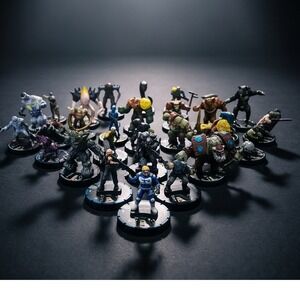 Vintage Y2K WizKids Mage Knight Marvel HeroClix Miniature Figure Mixed Lot of 28